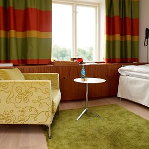 Moderate Single Room